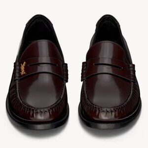 Saint Laurent LE LOAFER in glazed leather, Size 37